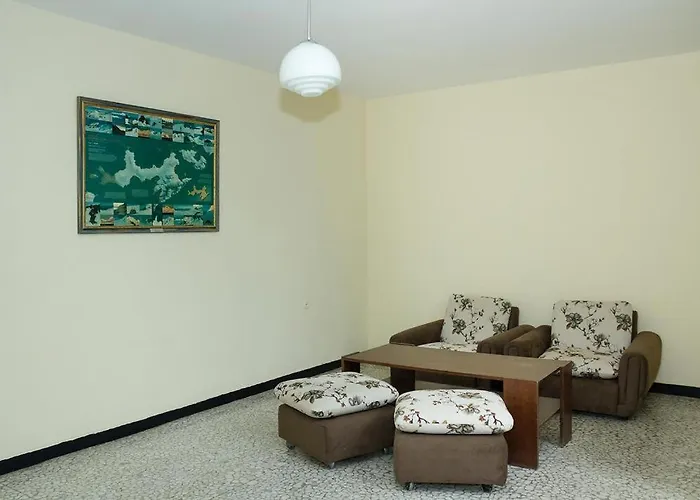 Holiday House Of Bas Varna - Free Parking Hotel Warna