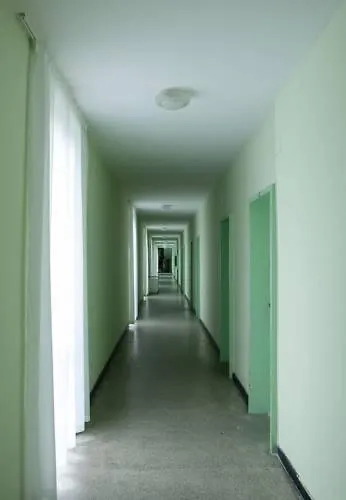 Holiday House Of Bas Varna - Free Parking Hotel