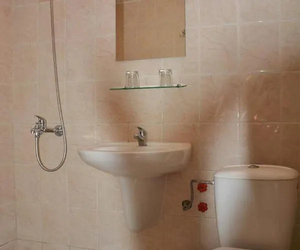 Holiday House Of Bas Varna - Free Parking Warna